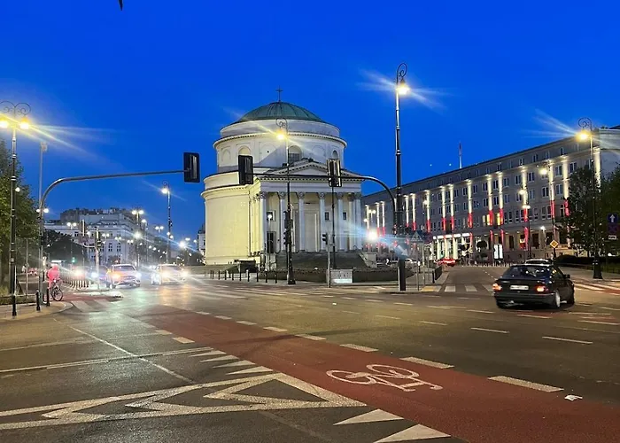 Apartment In The Center With Skyline