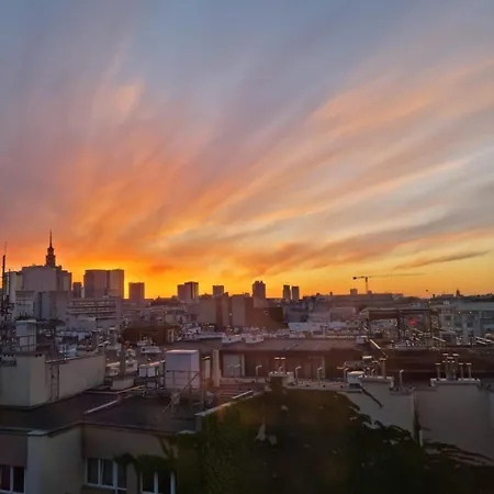 Apartman In The Center With Skyline Varsó