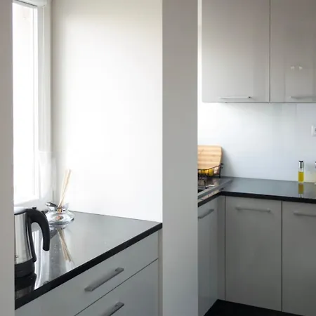 In The Center With Skyline Apartment *